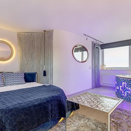 June Street Spa Apartments Vilnius Bagian luar foto